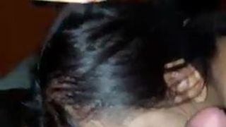 My bitch chupa pinga y le meto la mano in yuor pussy