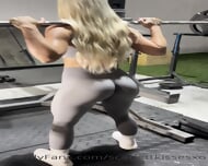amateur video with a gym blonde