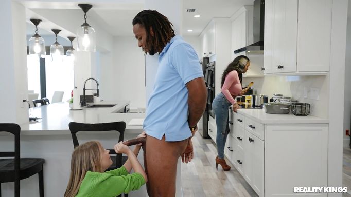 Hot Ebony Milf Busts Her Stepdaughter In The Kitchen