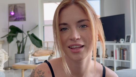 My Gym Partner Proves She Likes Men Too – «Im Not A Lesbian, I Like Dick Too»