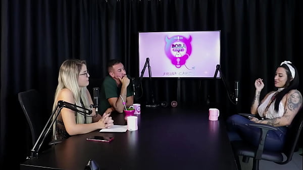 Os atendimentos que faz com as duas namoradas, não ia curtir fazer gang bang com desconhecidos, e quando foi pro motel… – Lexi Mallet (SHEER/RED)