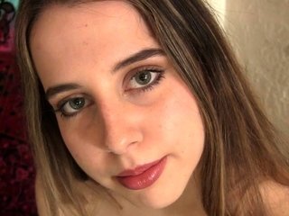 Princess Violette – Entranced By My Beauty